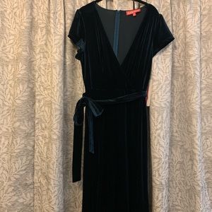 Crushed velvet emerald green maxi floor length dress